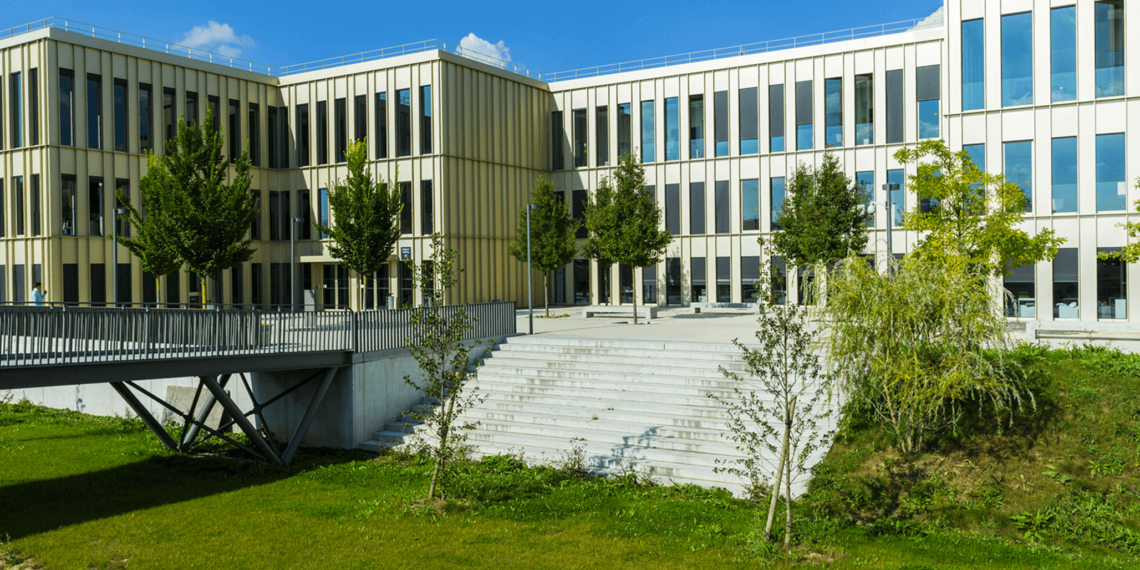 Tout savoir sur le campus de HEC à Jouy