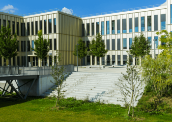 Tout savoir sur le campus de HEC à Jouy