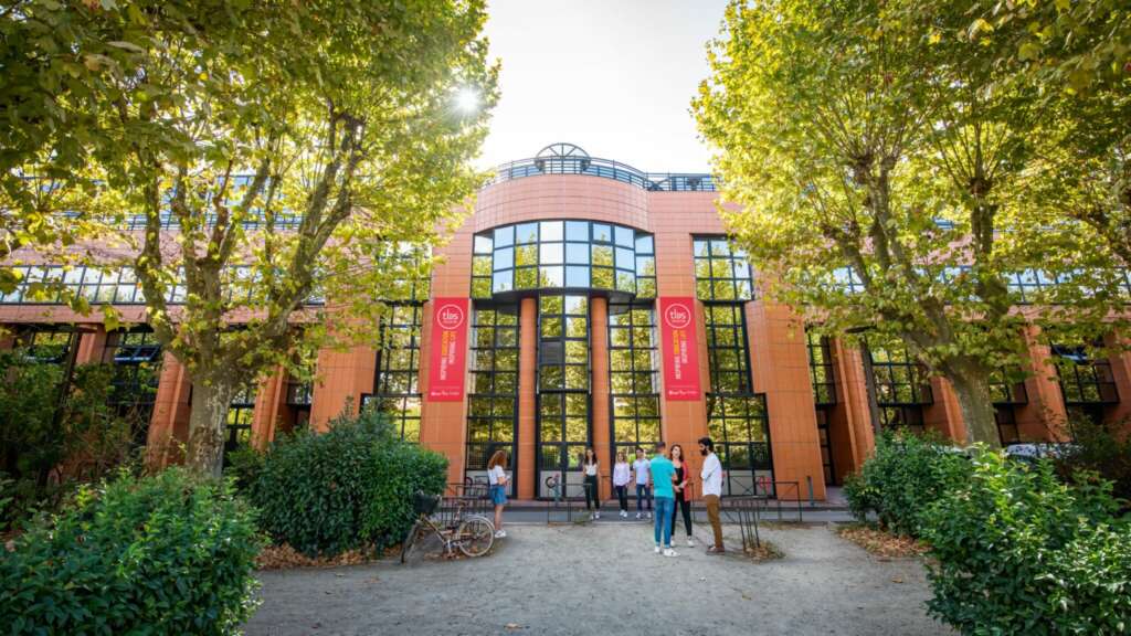 Concours TBS : épreuves écrites, orales et spécificités