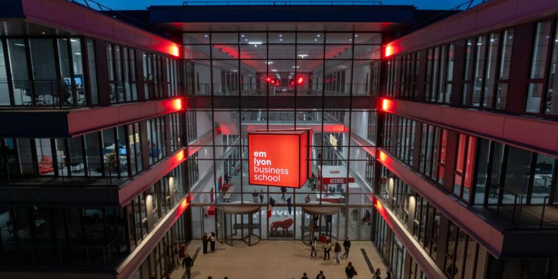 Les 10 raisons de s'inscrire à l'Emlyon
